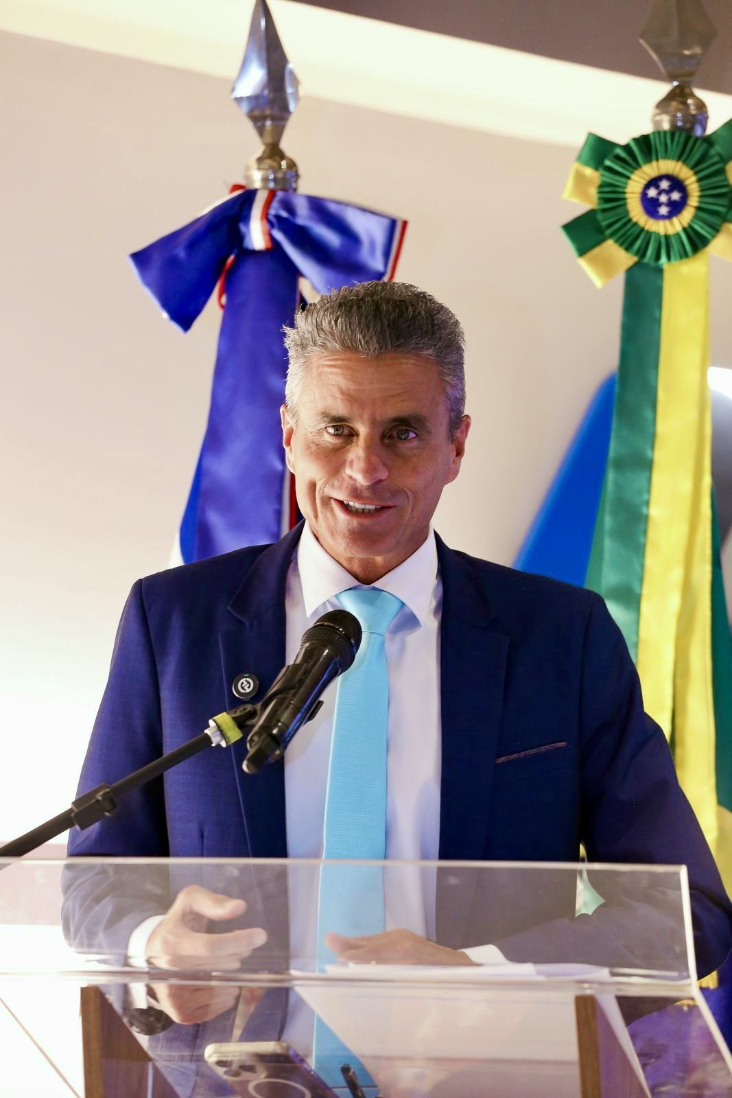 Robert Takata no lançamento da 1ª edição da The Diplomatic